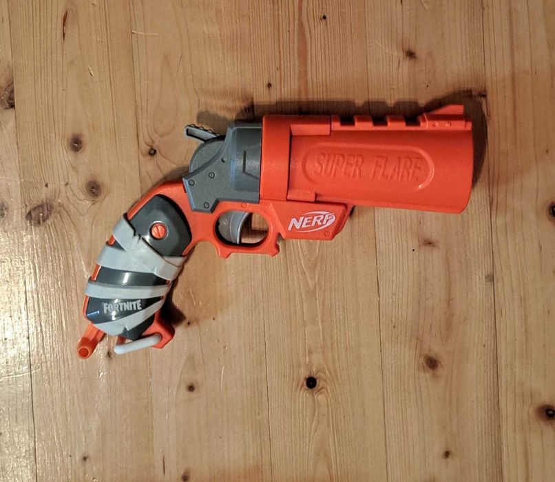 NERF / Нърф пистолети - разни