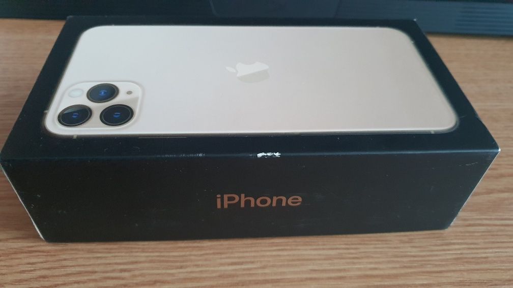 Cutie iPhone 11 Pro Max Gold