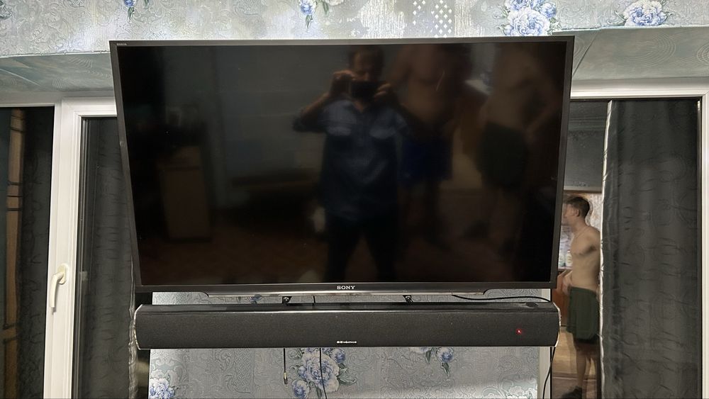 Телевизор Сони бравия