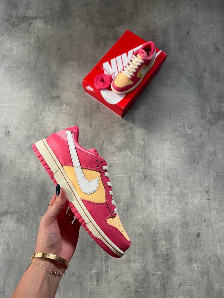 Ликвидация последни. Nike Dunk Low Strawberry Peach Cream