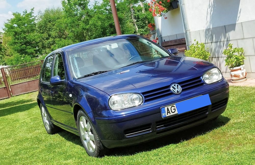 Vând autoturism Golf IV 2003 Pacific