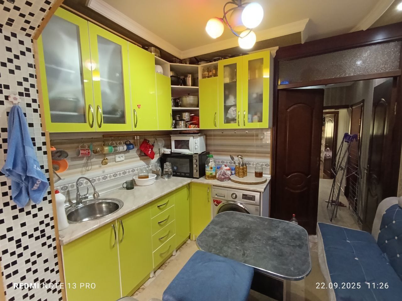 Юнусабад 6 квартал. Продается квартира 3/2/4