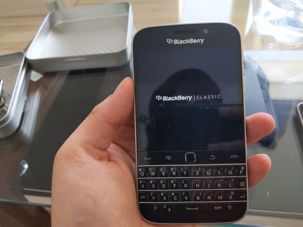 Blackberry Classic Q10