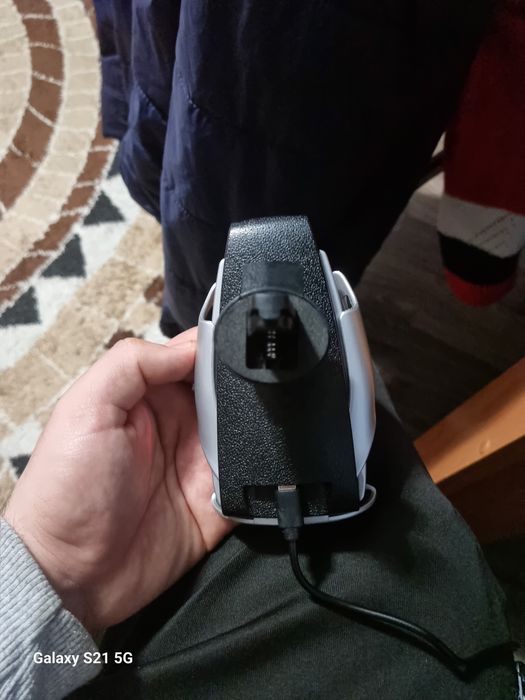 Incarcator wireless auto