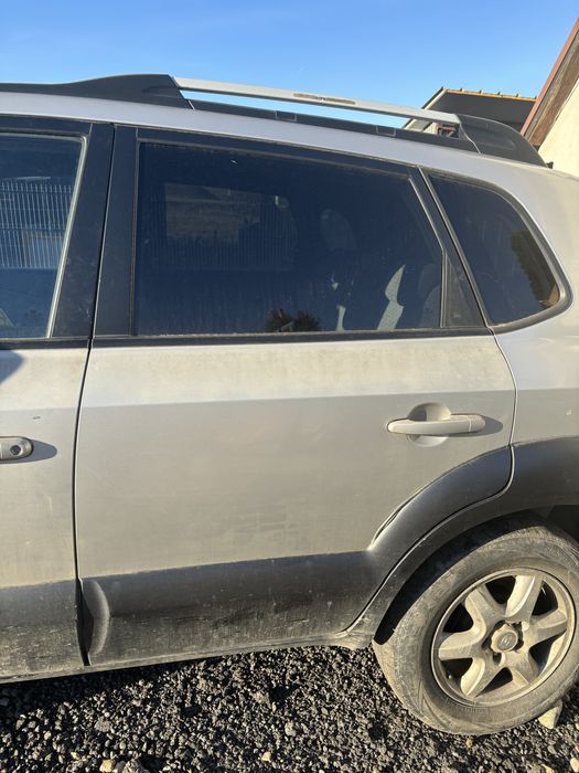 usa fata spate Hyundai Tucson dezmembrari Hyndai