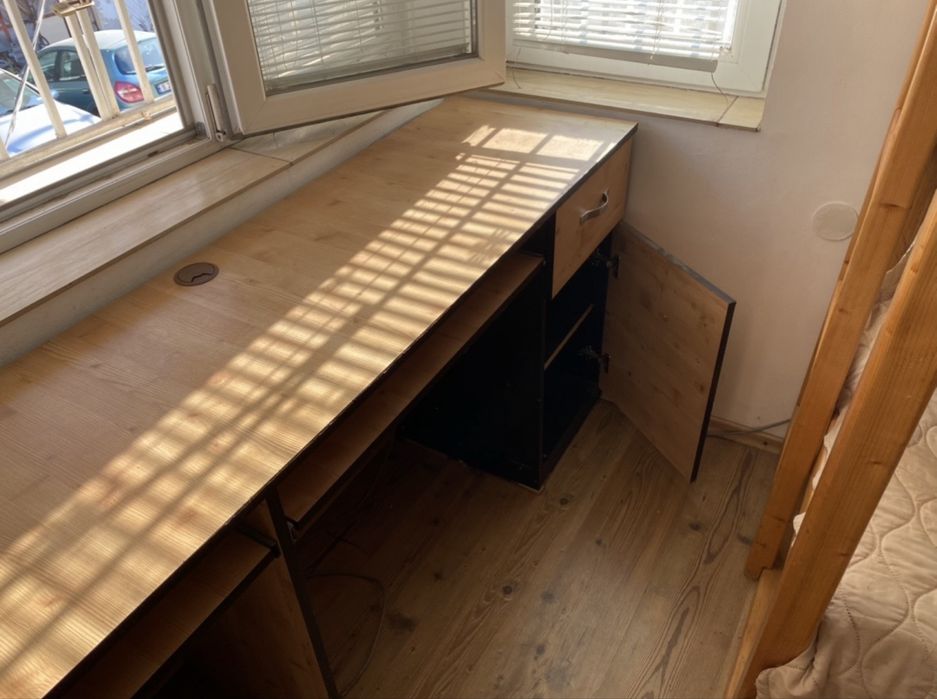 Скрин с бюра Обзавеждане