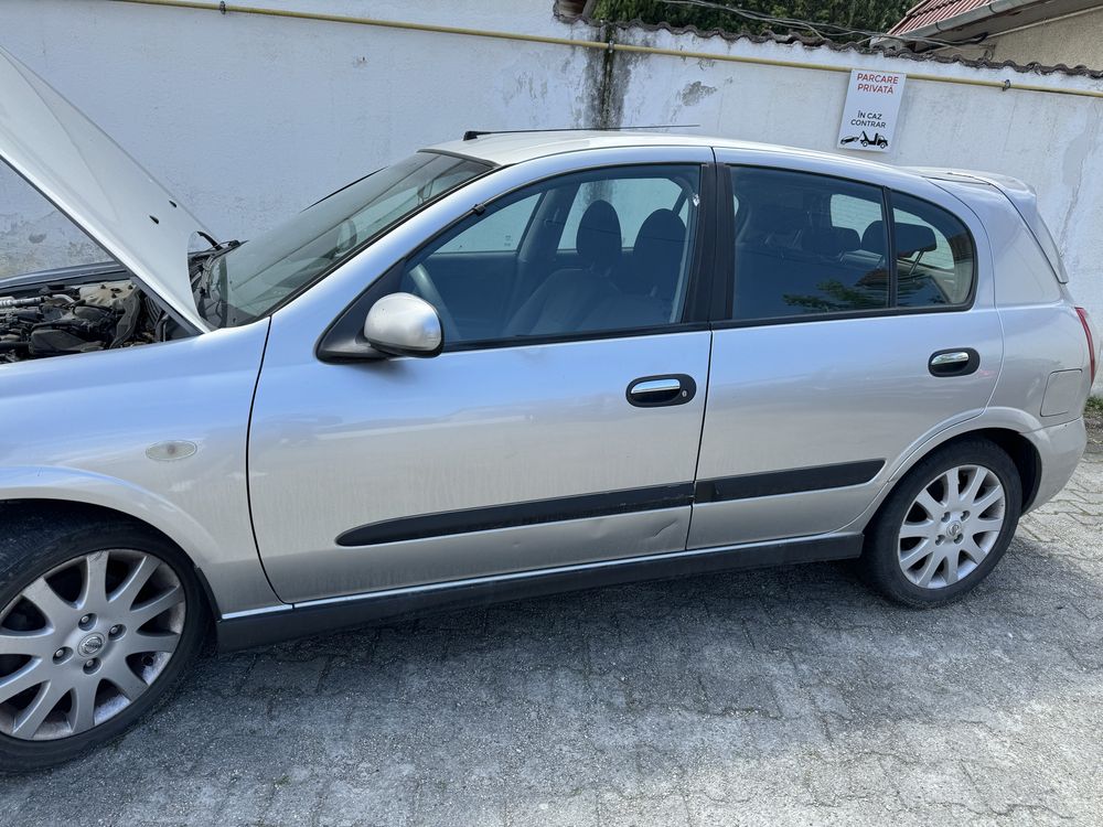 Nissan Almera 2005 Benzina