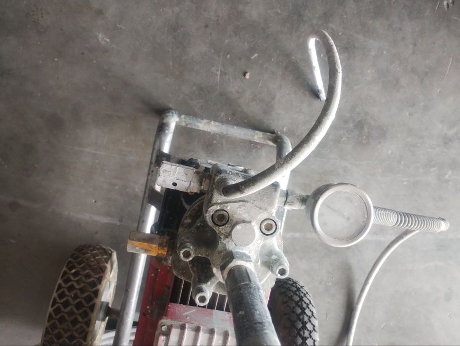 Машина за боядисване Aeropro R990