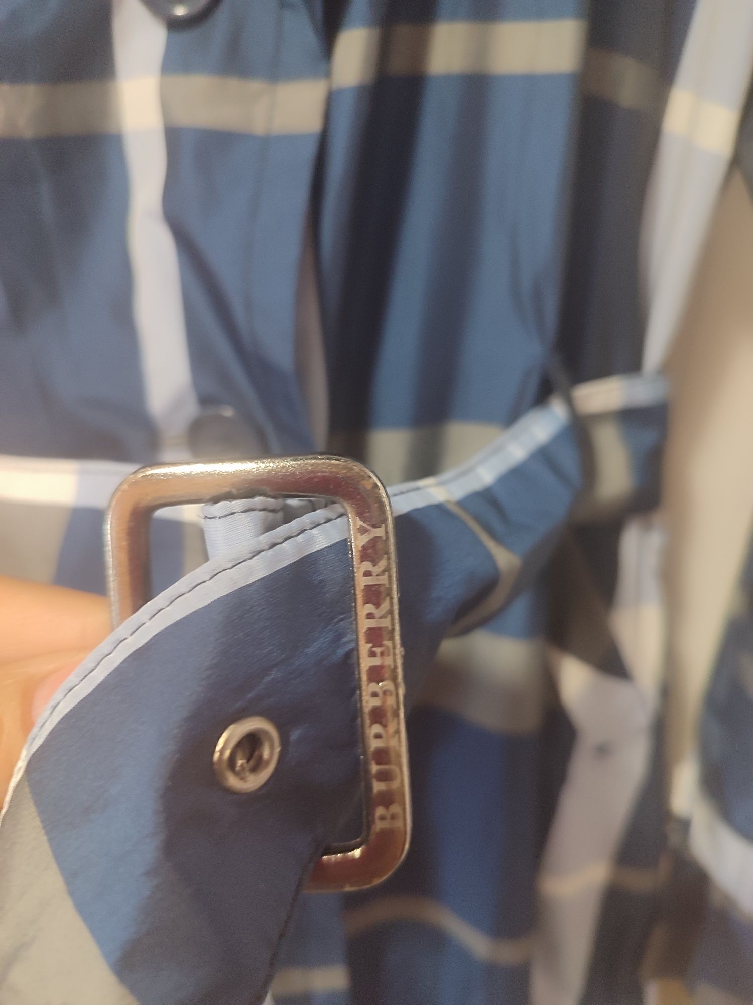 BURBERRY London  за ценители