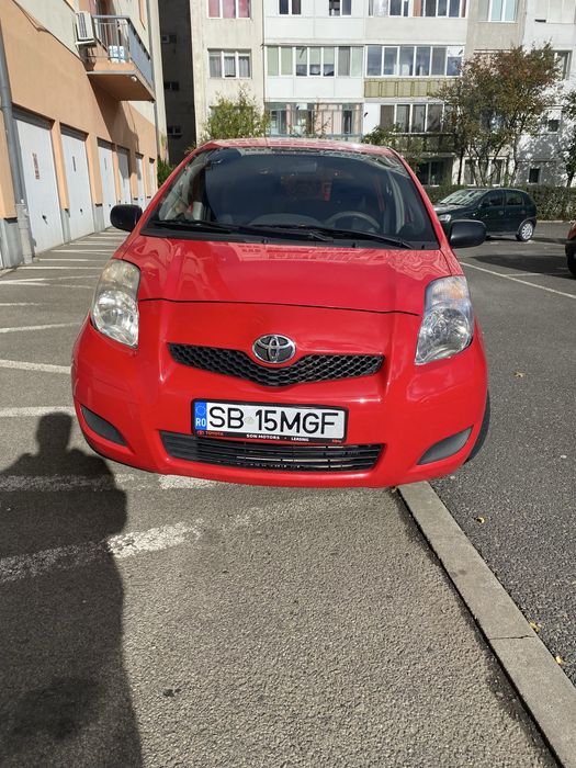 Toyota Yaris 1.0 Benzină 2011