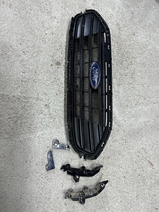 Grilă radiator ford transit connect.cod:kt1b-8150-a.