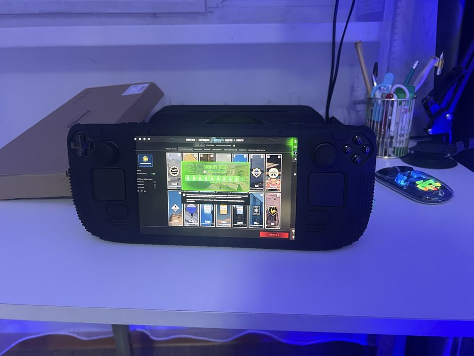 Steam Deck OLED 512 ГБ. Состояние отличное, работает идеально