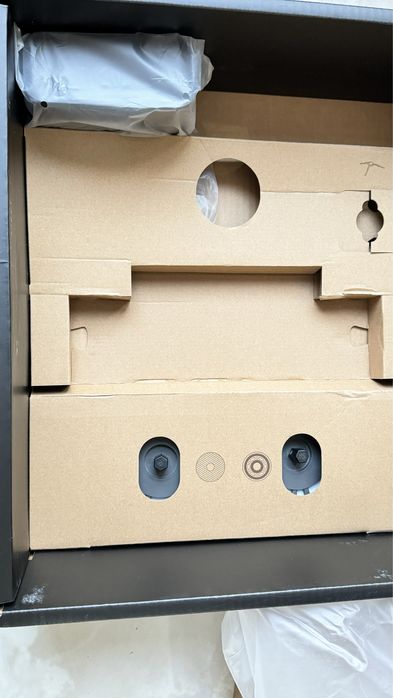 Продам робот пылесос