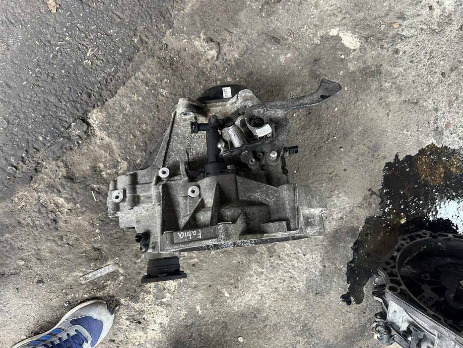 02T 301 103 K. , Ръчна кутия 1.4бензин VW,Seat,Skoda