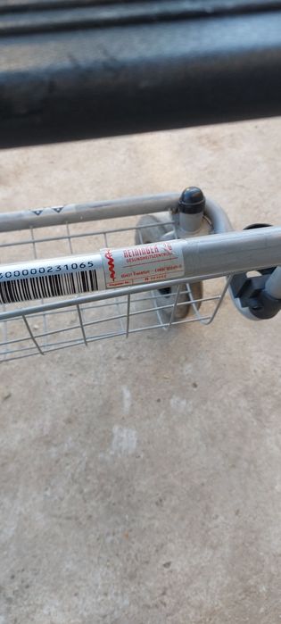 Ролатор,проходилка за възрастни. Много добро състояние.