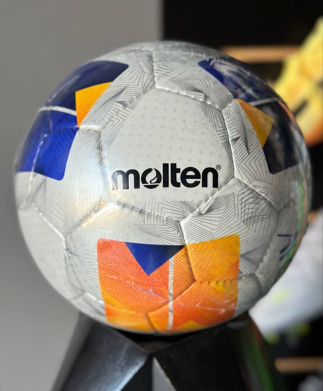 Футбольный оригиналные мячи Molten  AFC 5000 AFC 4800