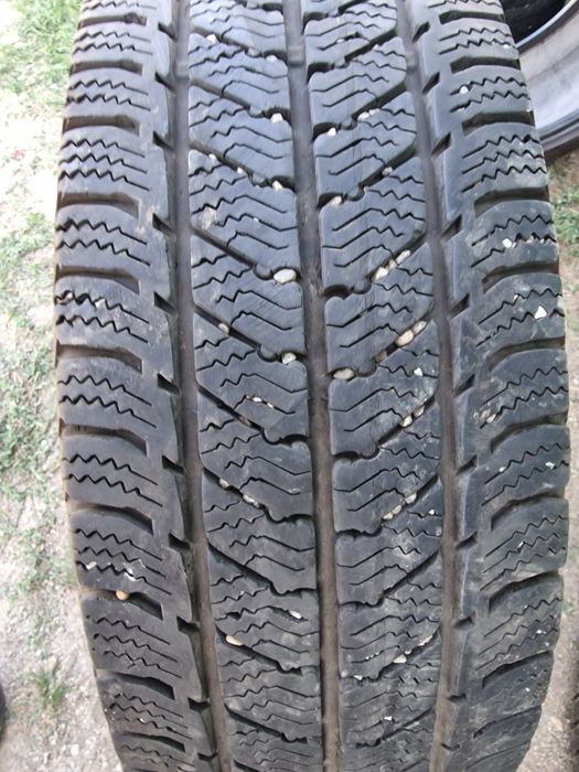 Anvelopă 205/65R16C marca Semperit, M +S,DOT 2021