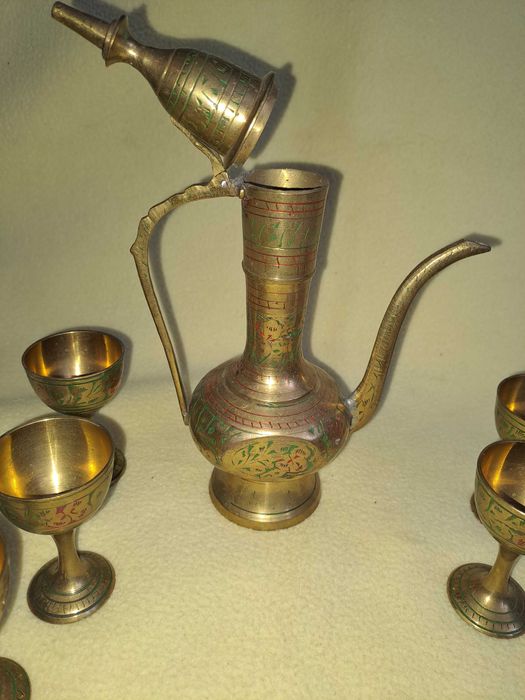 carafa bronz paharele bronz set
