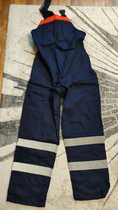 Работни дрехи --