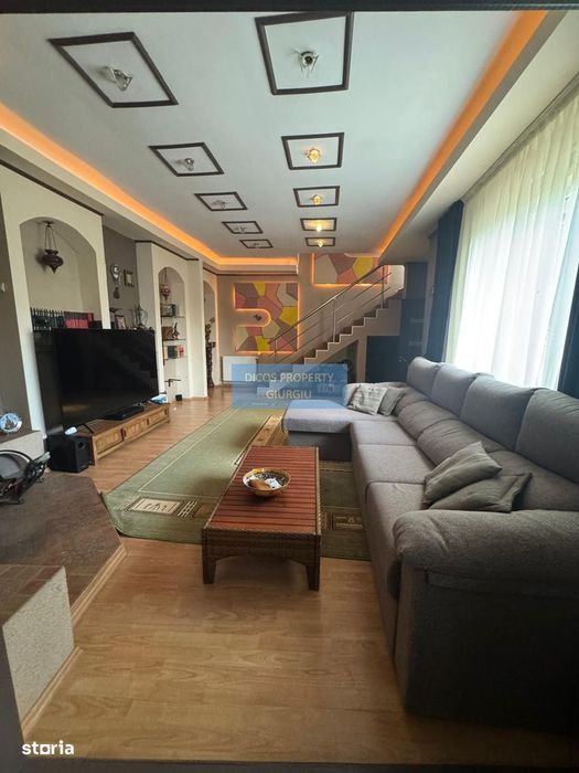 Casă de vânzare pe strada Tudor Vladimirescu