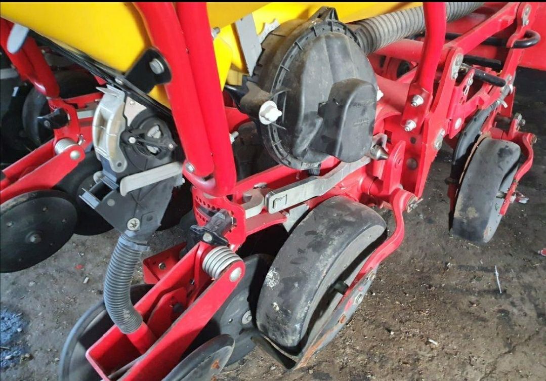 semanatoare VADERSTAD TEMPO F8 , (plante prasitoare, porumb, fs,soia)