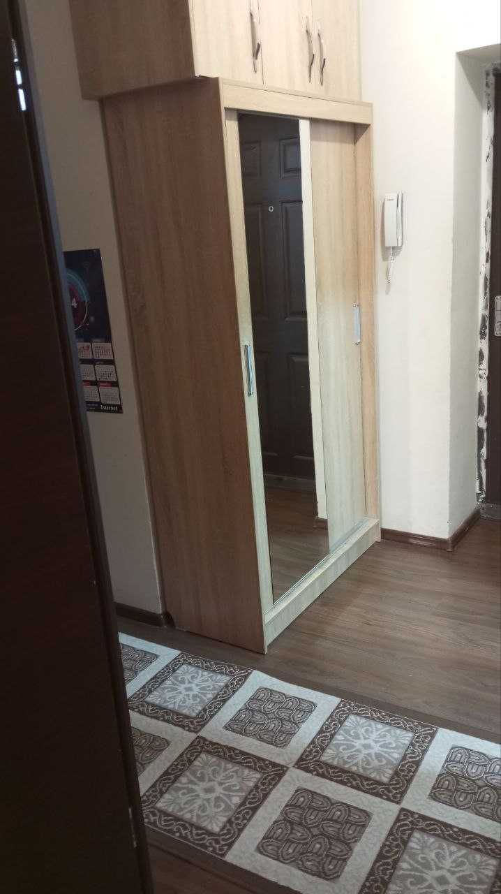2-х комнатная квартира в Янгихаётском районе рядом с метро