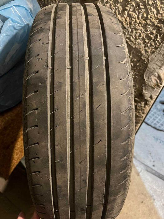 Продавам 2 бр. летни гуми SAVA