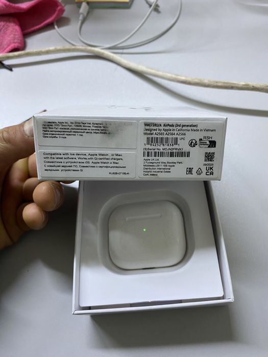 Продам наушники airpods или обмен