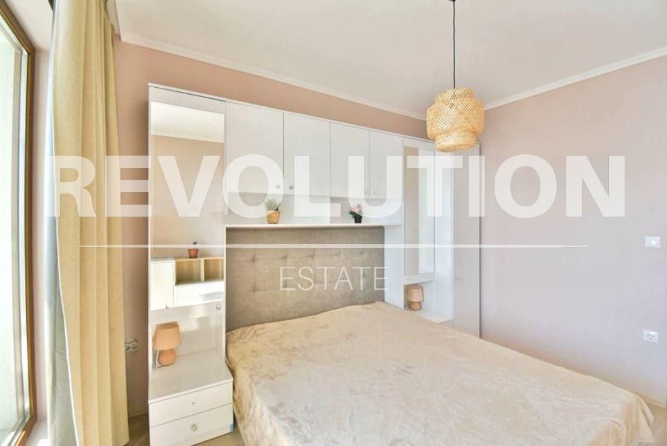 Двустаен апартамент в района на м-т Ален Мак!