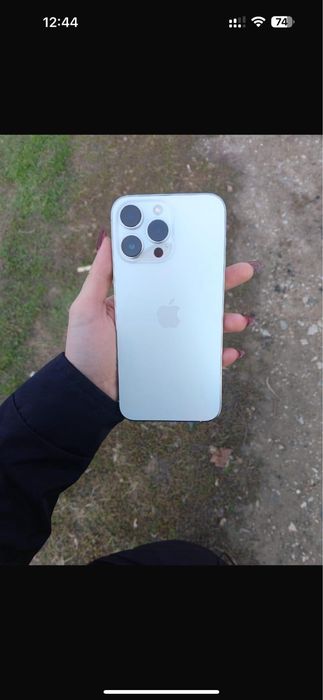 Продам Apple iPhone 14 Pro Max 128Gb серебристый