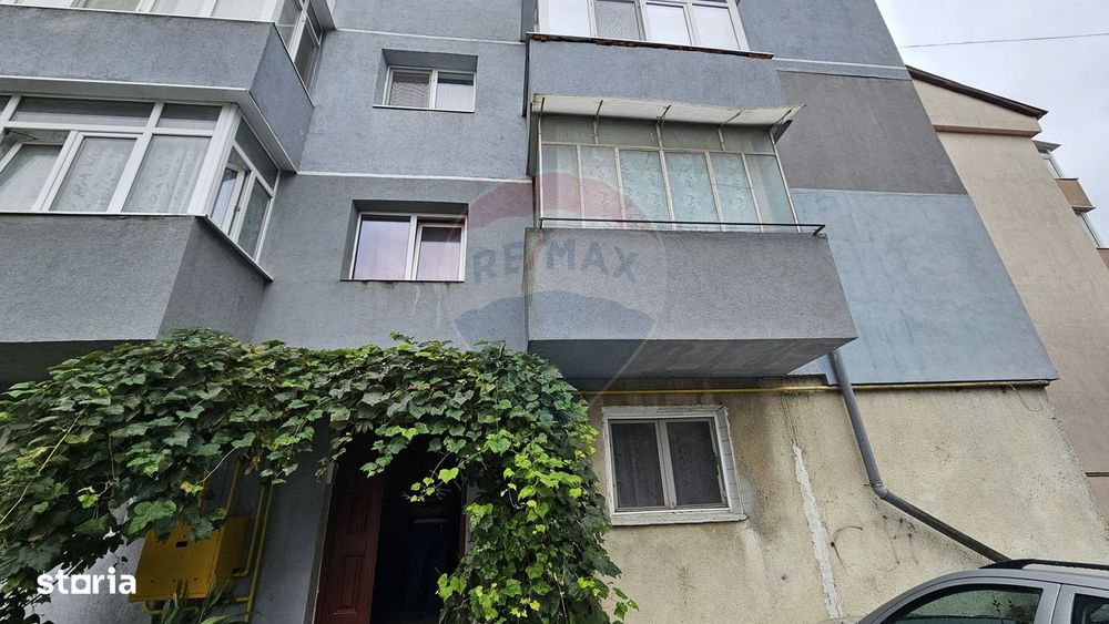Apartament decomandat cu 2 camere în zona Burdujeni