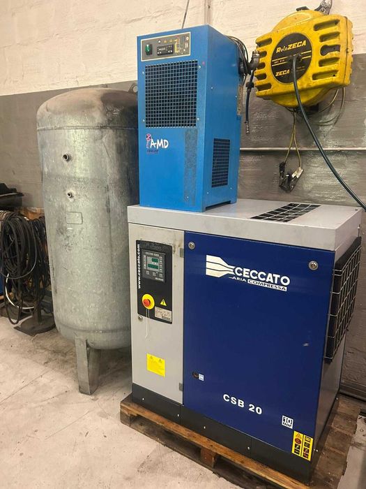 Compresor de aer pe melc,surub,  Ceccato cu uscator si rezervor