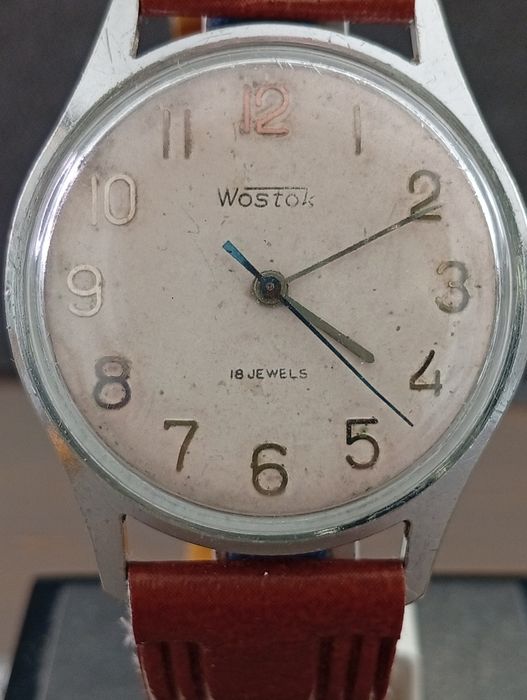 Руски ръчен механичен часовник WOSTOK.