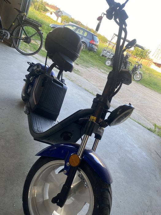 Vand/inchiriez scuter electric 3000w 250 lei / saptamana
