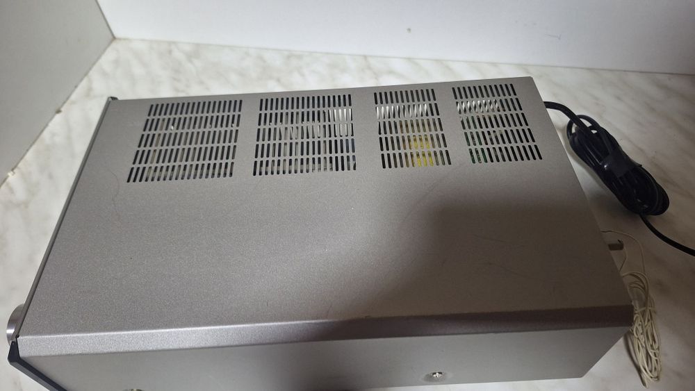 Oferta 250 lei Amplituner Yamaha Rx e 400