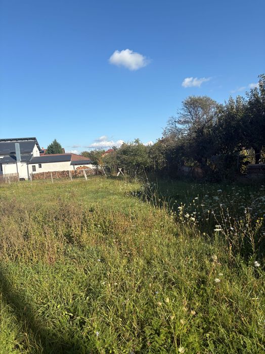 TEREN pentru case; P+1+M; 2 ter de 600 m2, total 1200m2. La str 38m