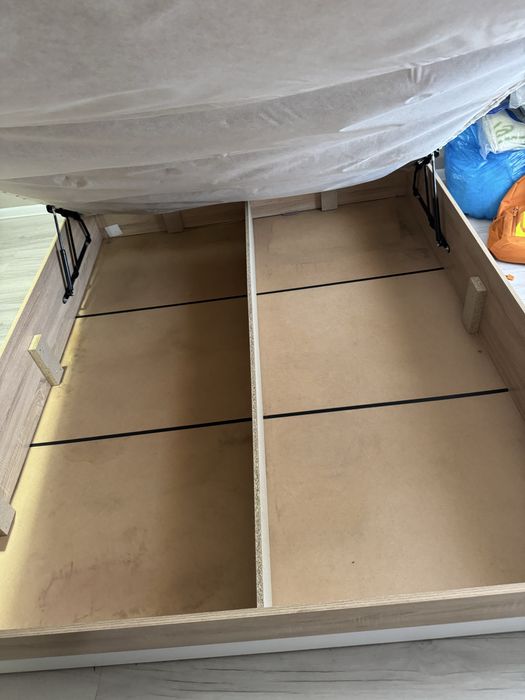 Спален комплект мебели