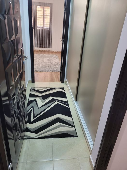 Inchiriez garsoniera