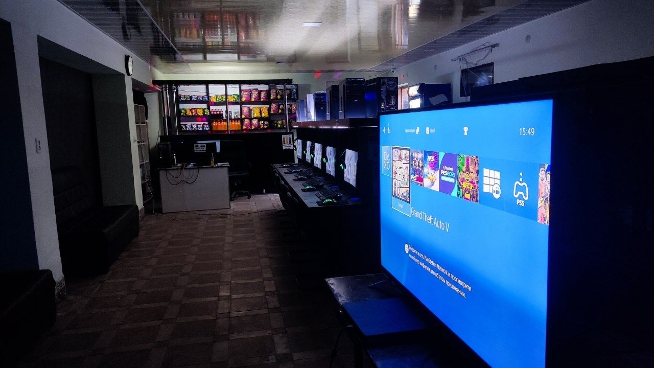 Game Club Sotiladi PlayStation va kompyuterlar