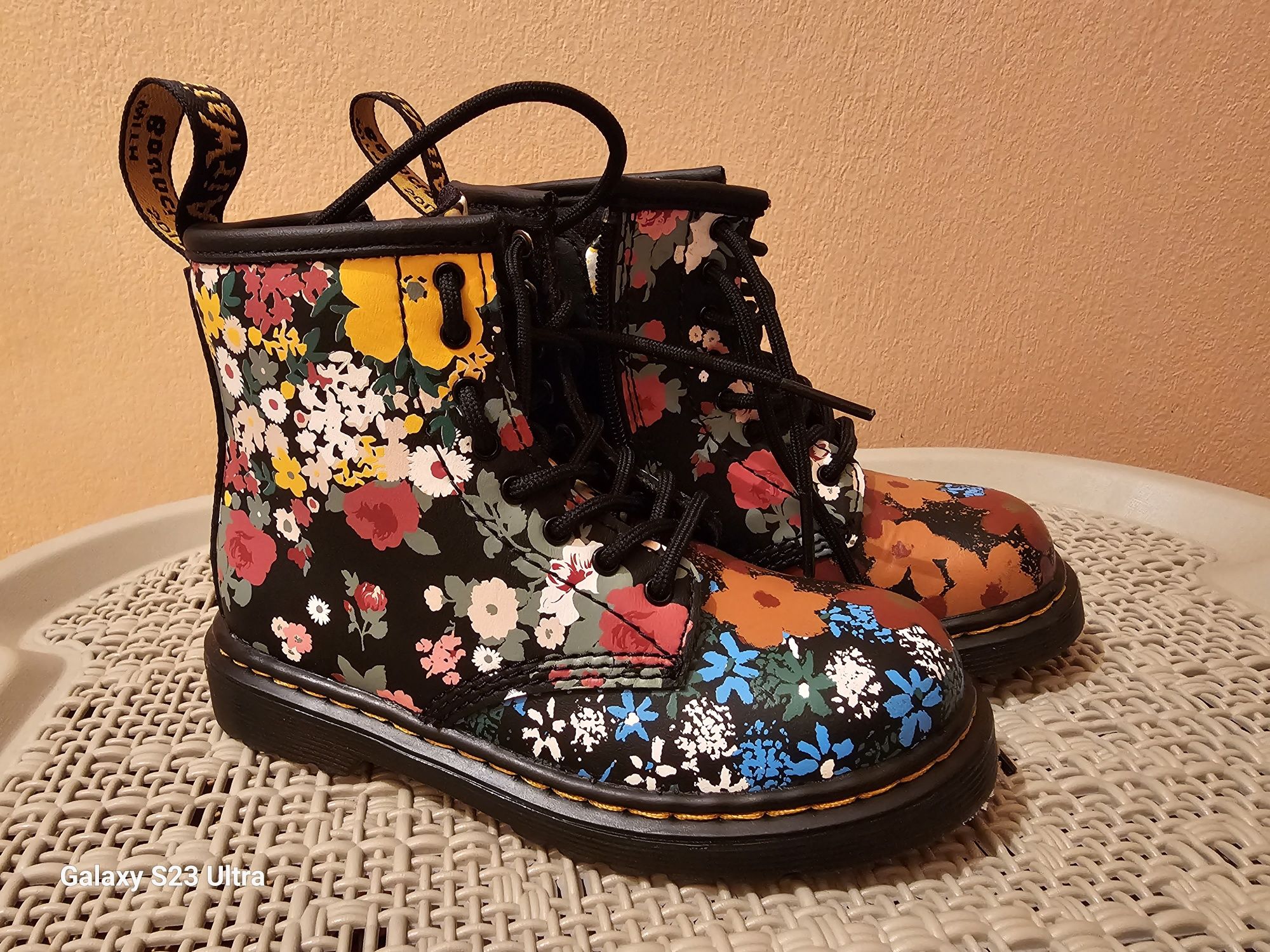 Ghete fete Dr.Martens/Geox marimea 26