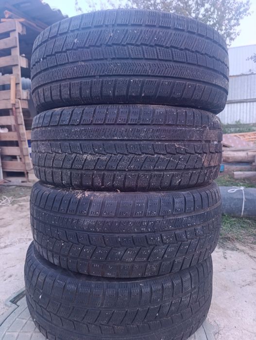 Продам зимние шины бу