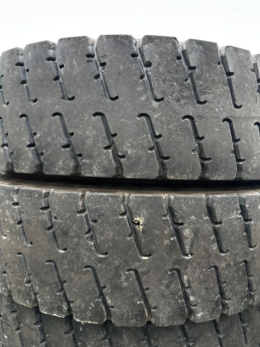 Anvelope 315 80 22.5 Continental, pentru Bascule, in stare foarte buna