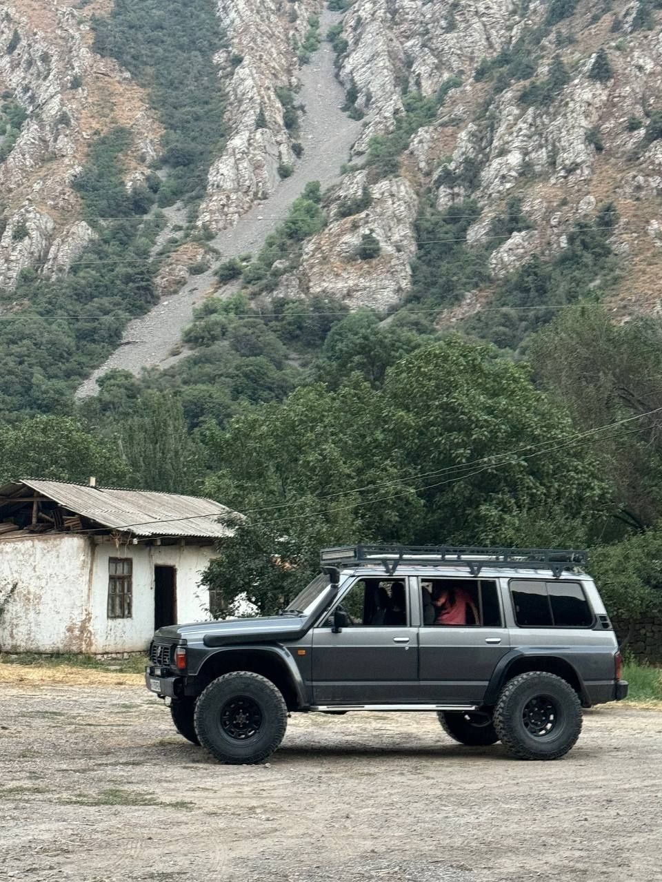 Nissan Patrol Y60