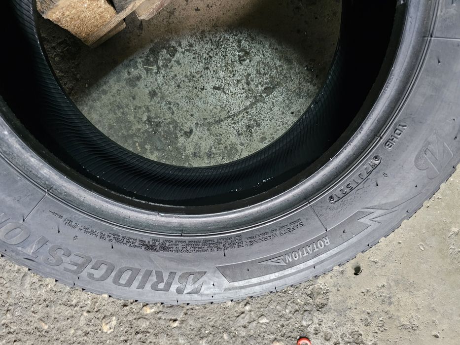 2 anvelope iarna 215 65 16 Bridgestone 2021