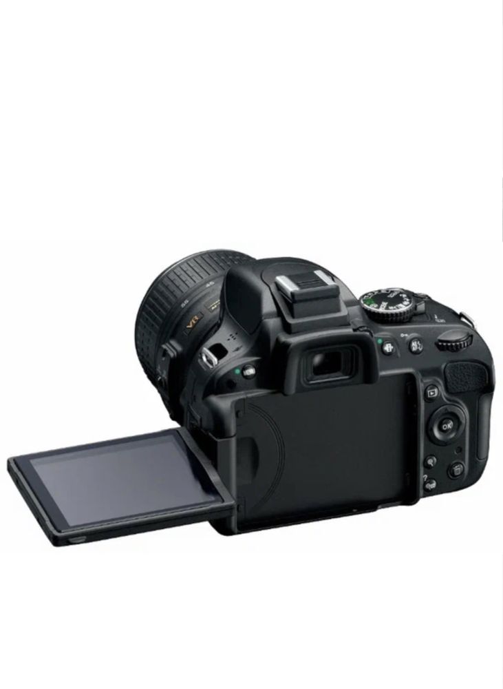 Продам фотоаппарат Nikon D5100 kit