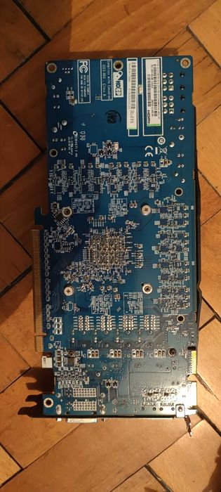 Radeon HD6950 1GB 256bit GDDR5