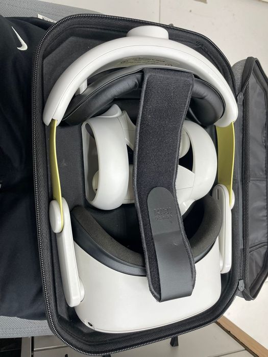 Oculus quest 2 (p25)