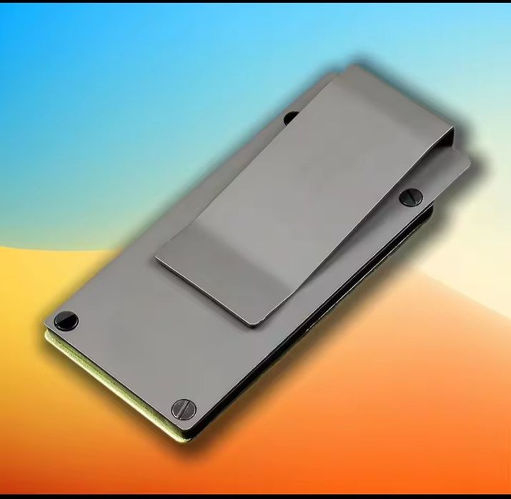 Щипка за пари  с малко джобно ножче