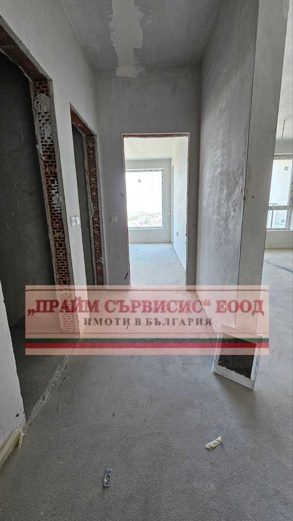 Продава се Двустаен апартамент в Бургас, Изгрев - 68 кв.м за 1765 €/кв.м - Снимка #1