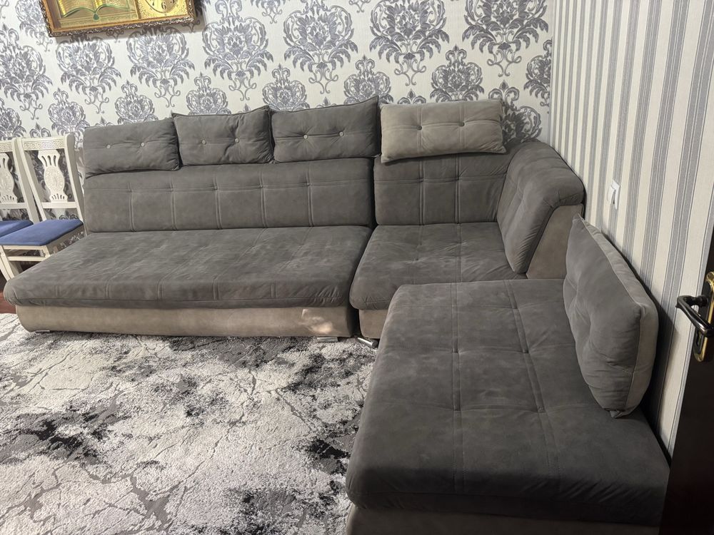Divan ugalok myagkiy holati yaxwi